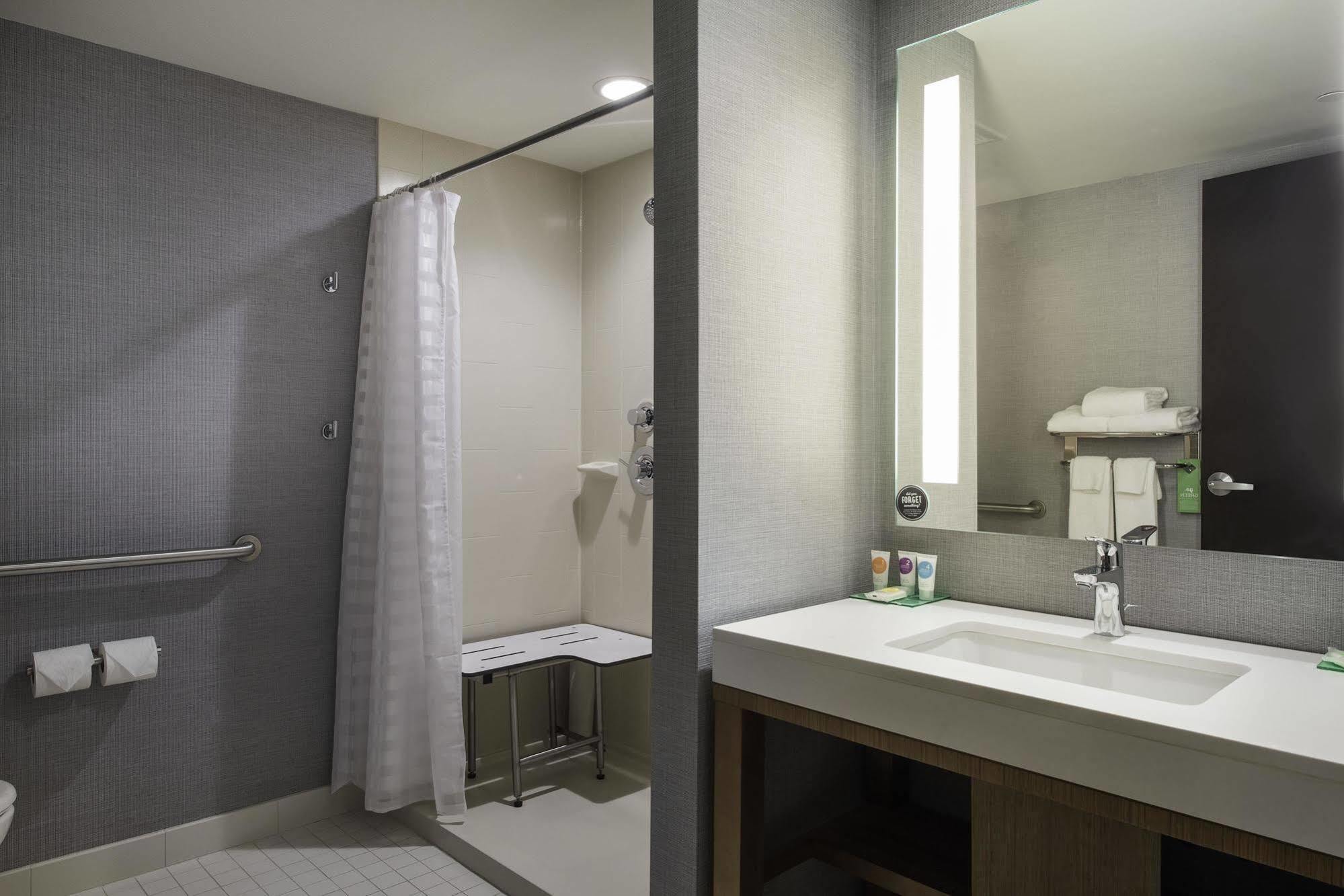 Hyatt Place Cleveland/Westlake/Crocker Park Екстер'єр фото